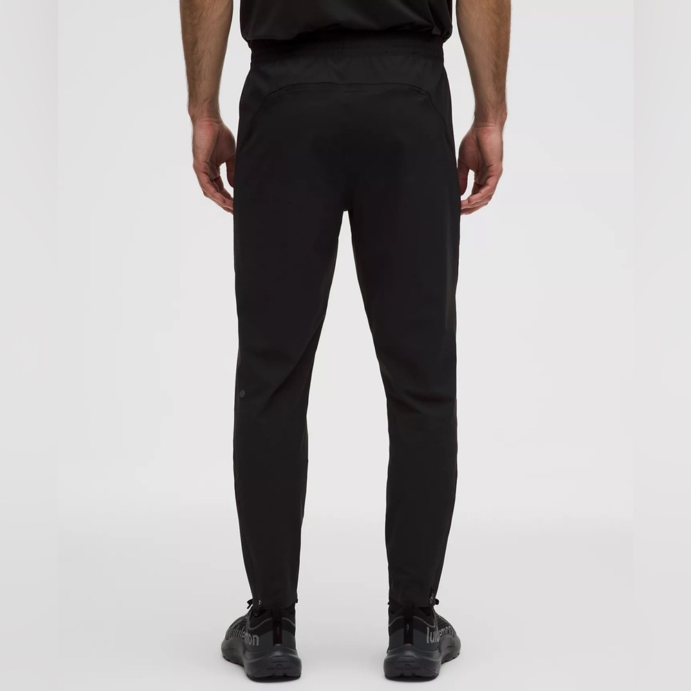 LULULEMON Pace Breaker Pant 
Regular,SIZE XL, 29’’ length
Graphite Grey
Like new